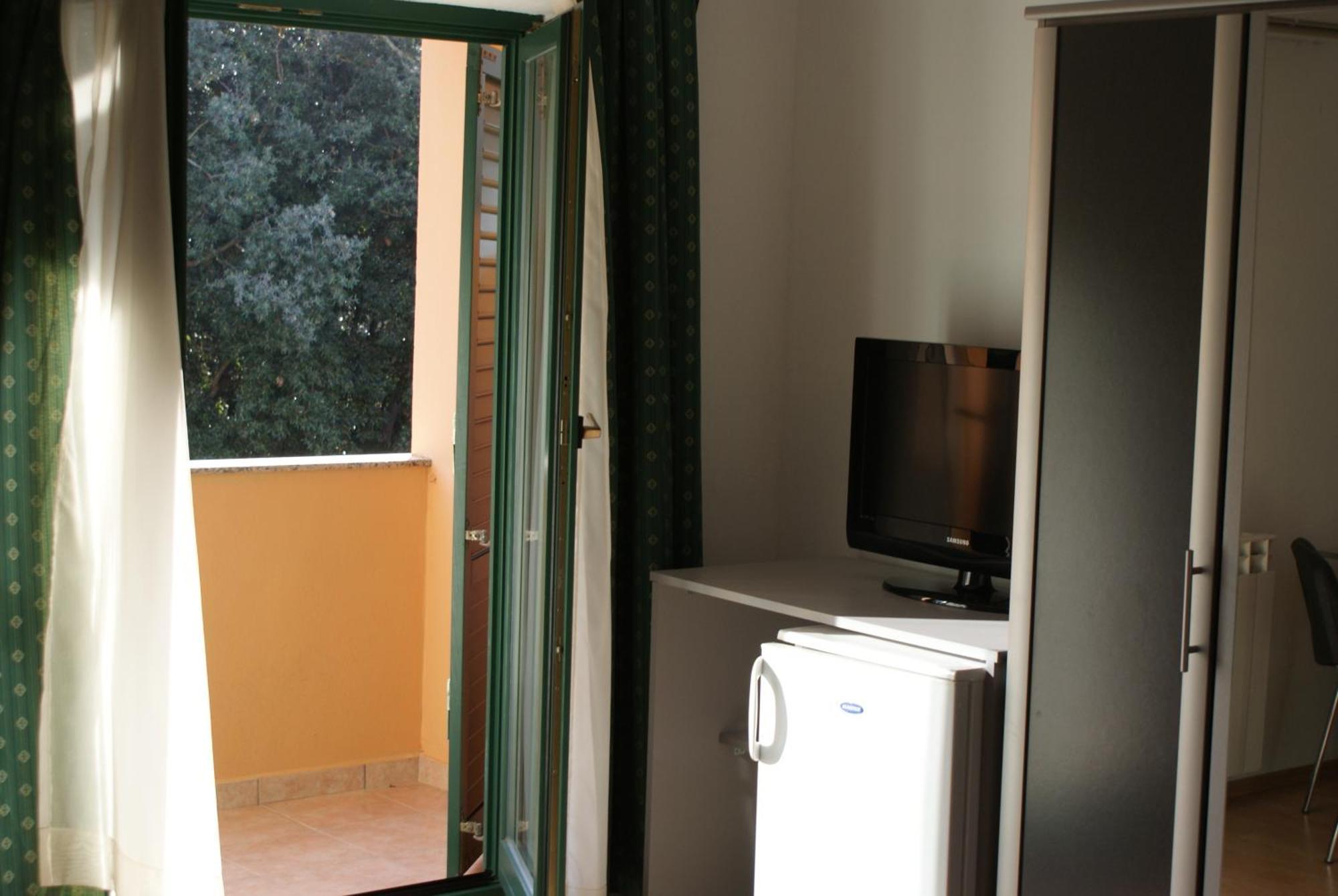 Hotel Pansion Ana Mali Lošinj Exteriér fotografie
