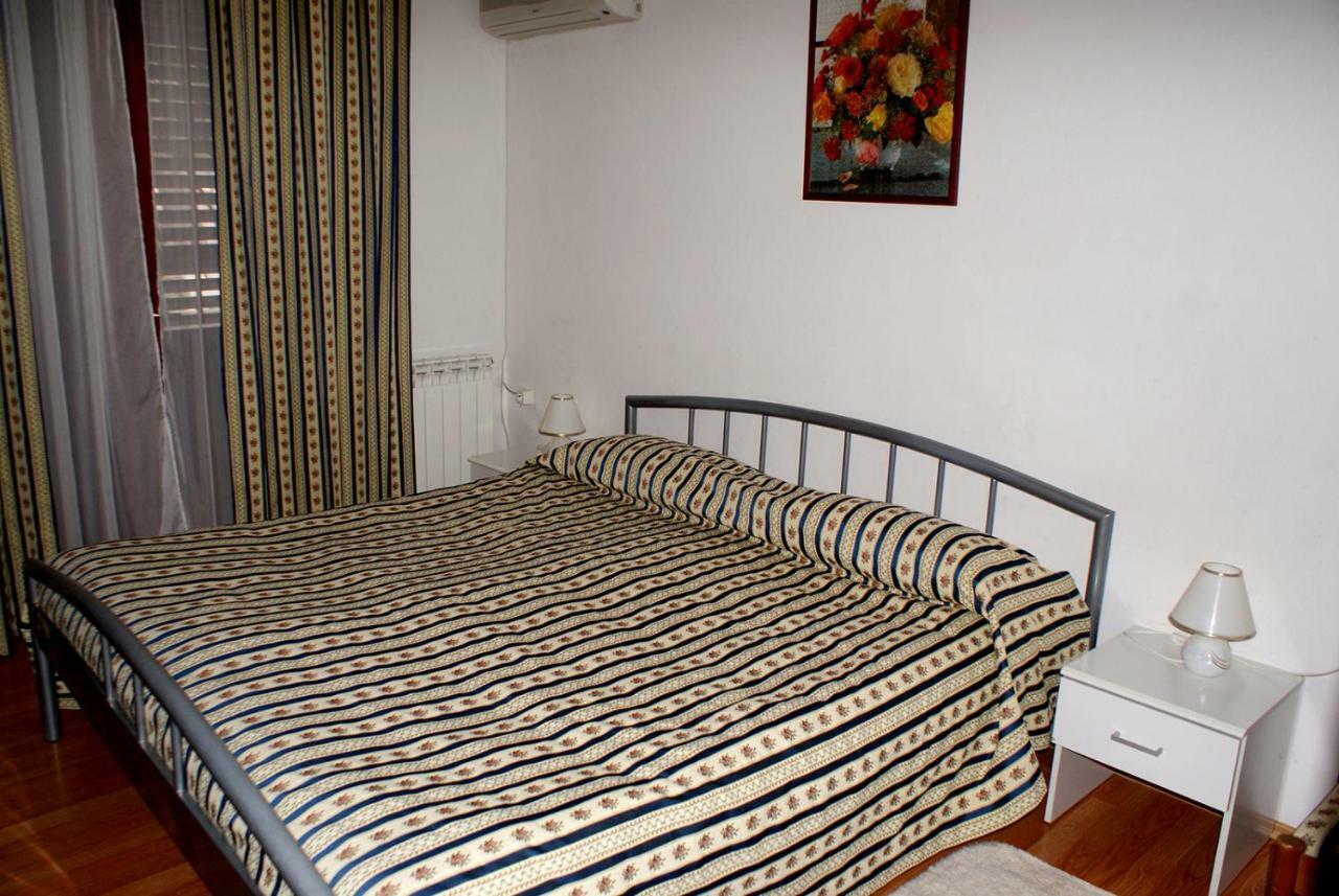 Hotel Pansion Ana Mali Lošinj Exteriér fotografie